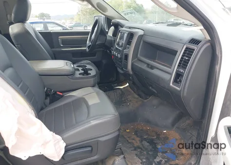 2016 Ram 1500 Tradesman z USA, uszkodzony, nr VIN 3C6JR6DG9GG257661